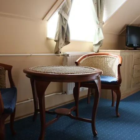 ホテル Monopoly Balatonalmádi