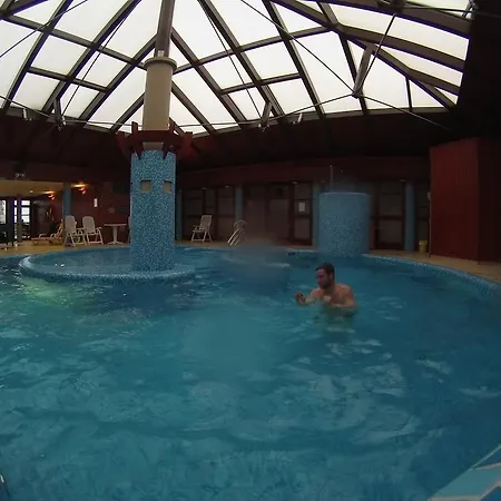 Monopoly ホテル Balatonalmádi