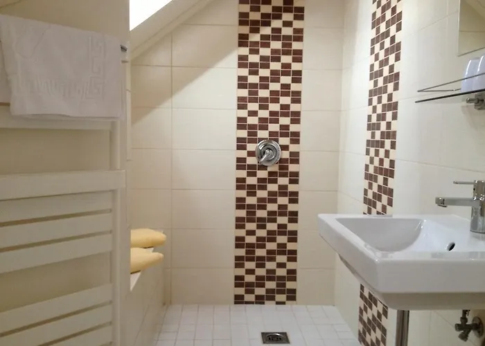 Monopoly 3* Balatonalmádi